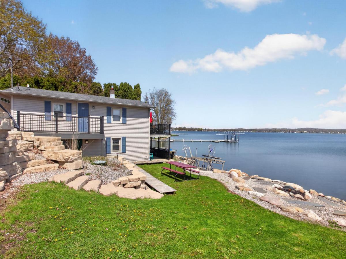 MLS #26017903 image #0