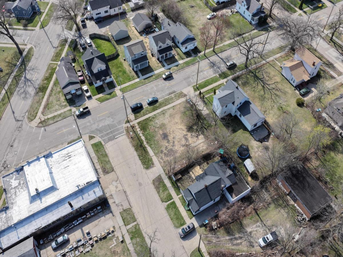 MLS #26018193 image #0