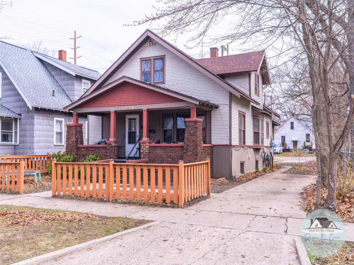 MLS #26018212 image #0