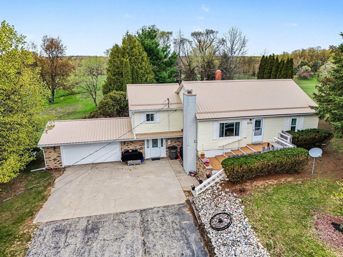 MLS #26018691 image #0