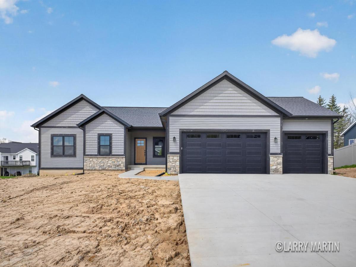 MLS #26018759 image #0