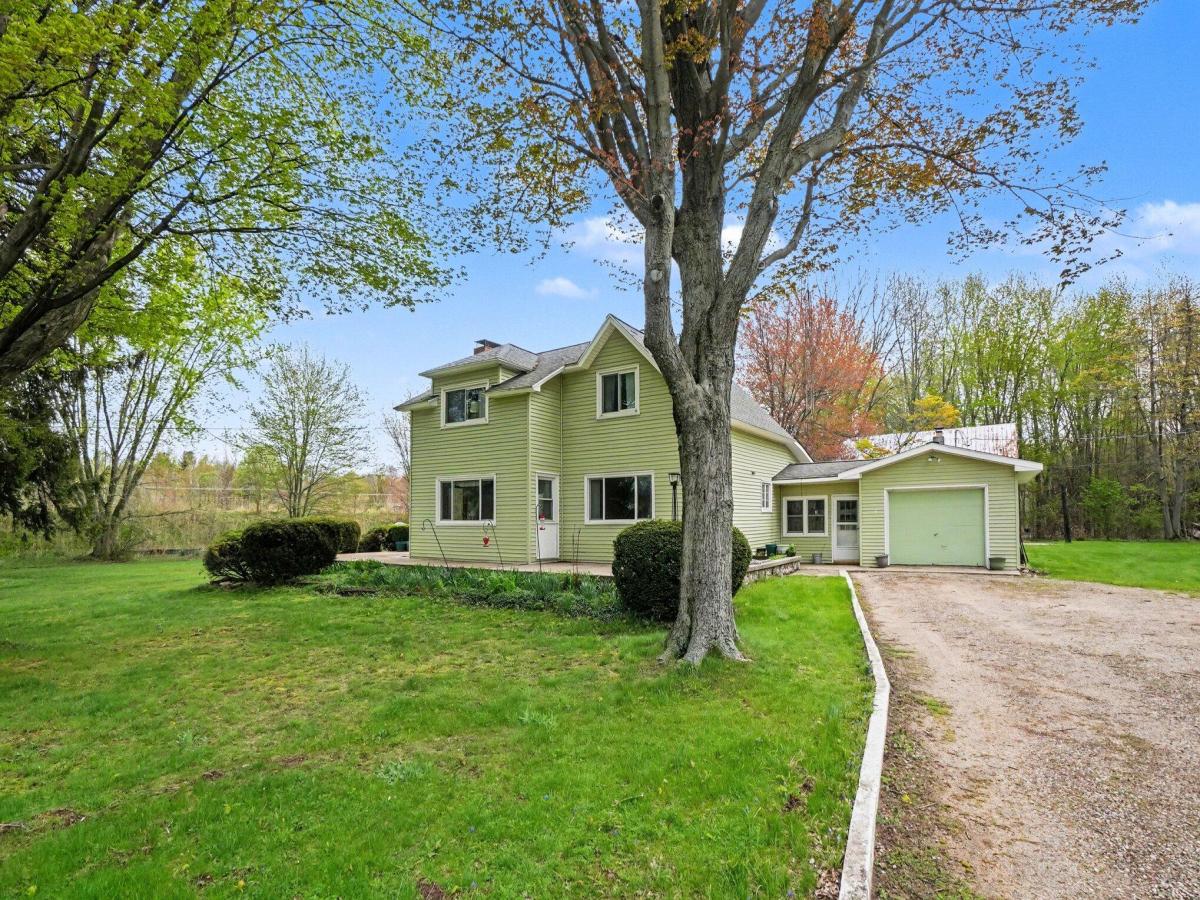 MLS #26018913 image #0