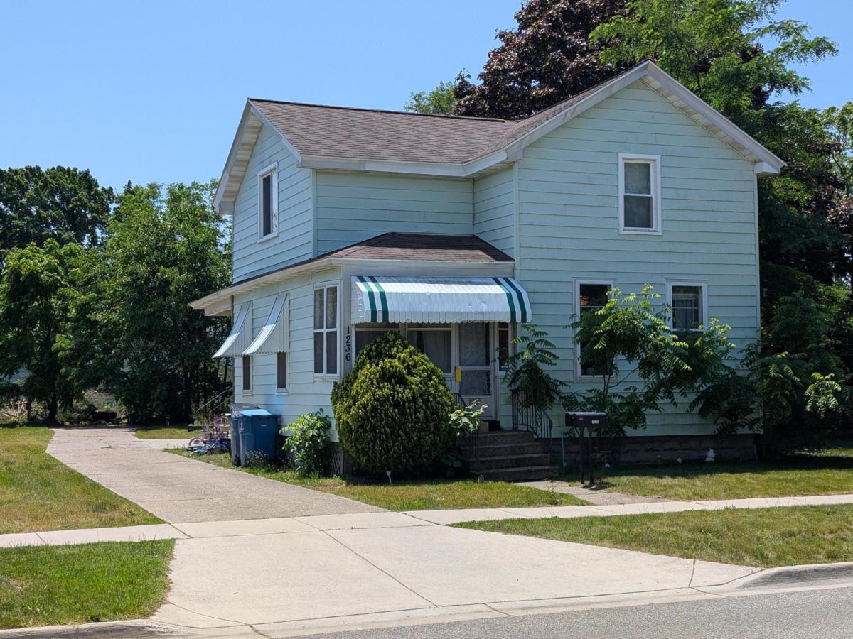 MLS #26019381 image #0