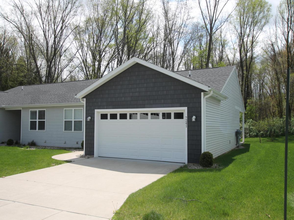 MLS #26019436 image #0