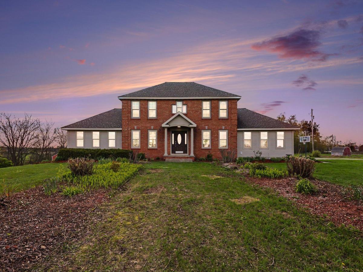 MLS #26019763 image #0