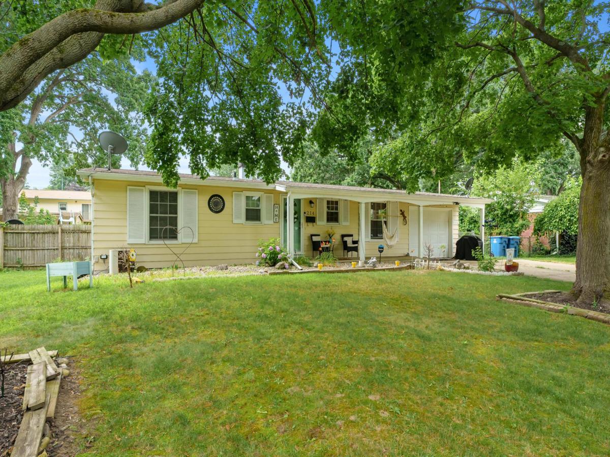 MLS #26019818 image #0