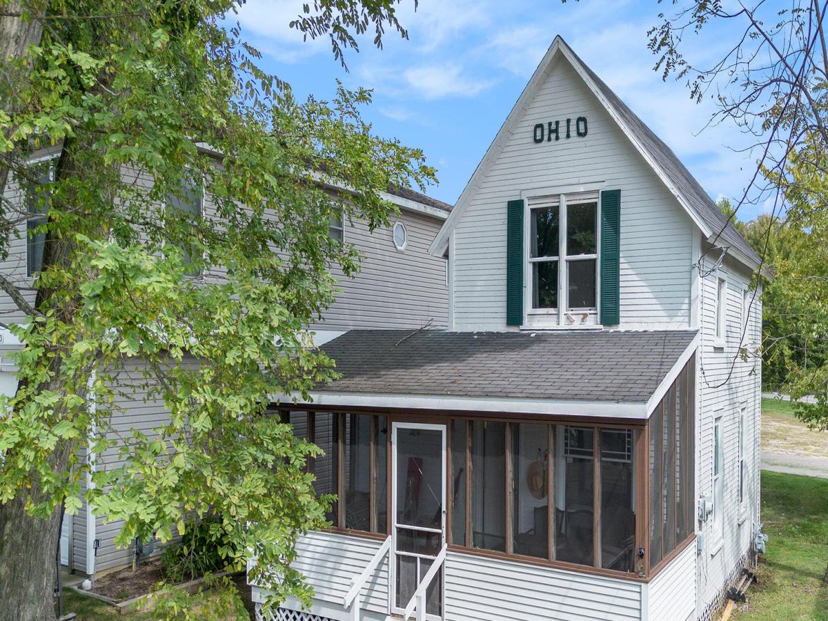 MLS #26019860 image #0