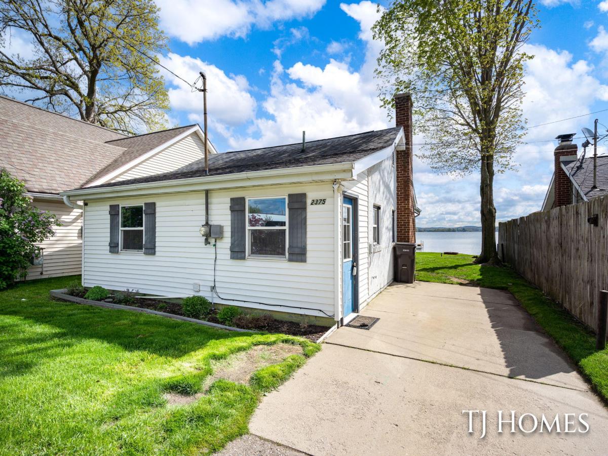 MLS #26019895 image #0