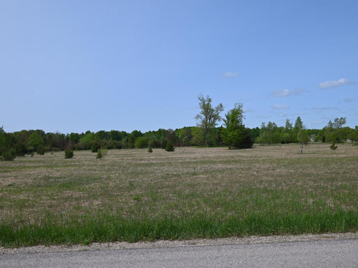 MLS #26021518 image #0
