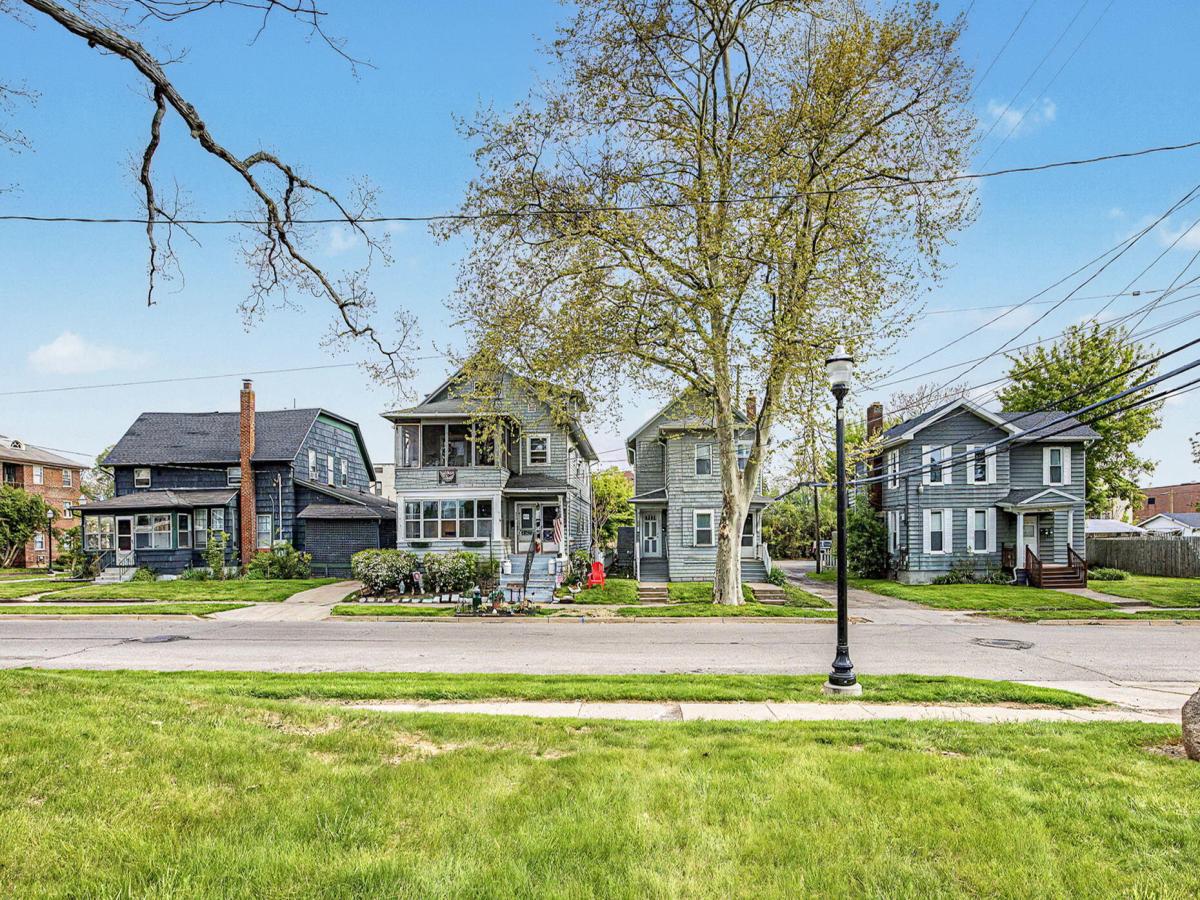 MLS #26021928 image #0