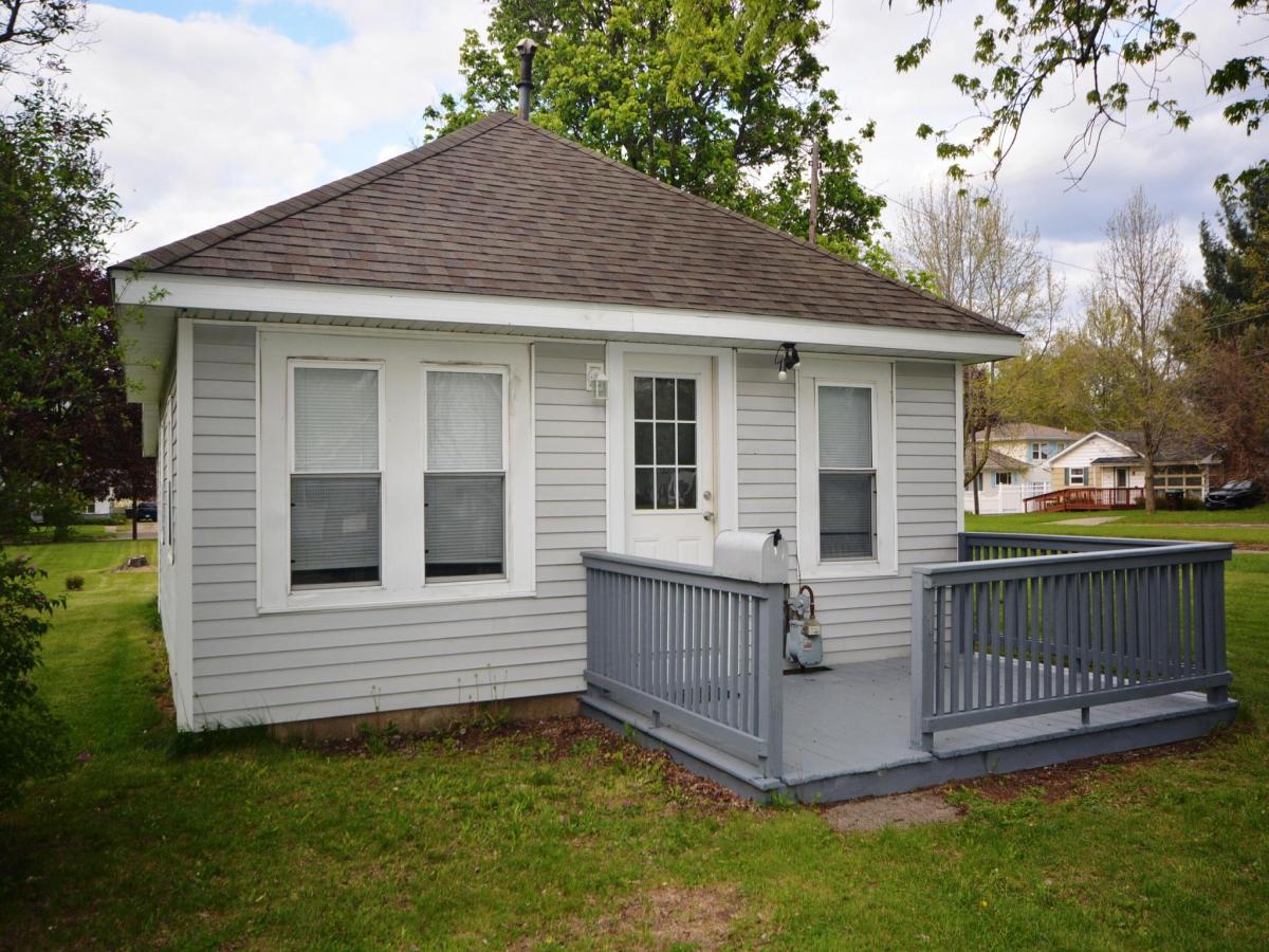 MLS #26023458 image #0