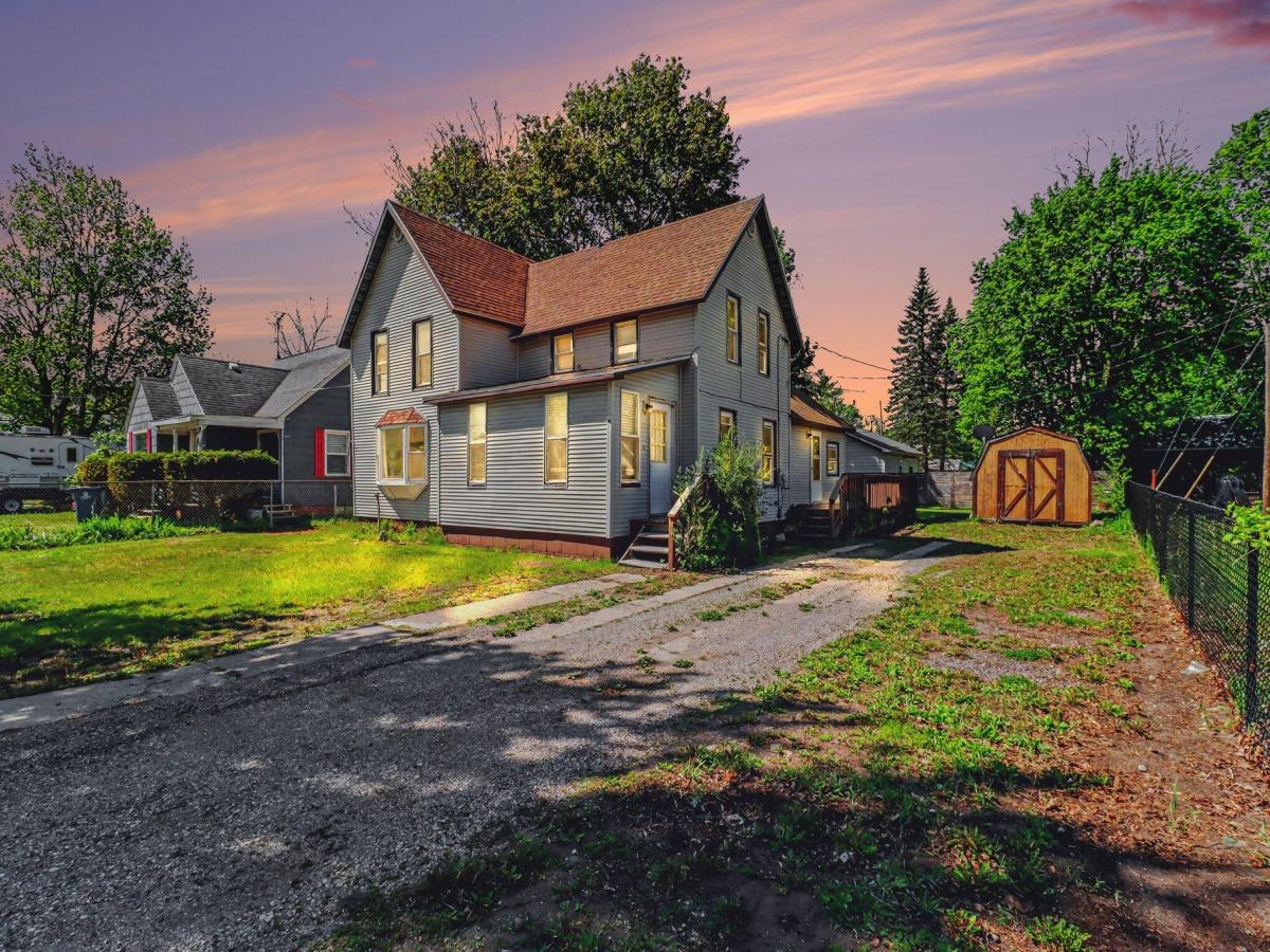 MLS #26023974 image #0