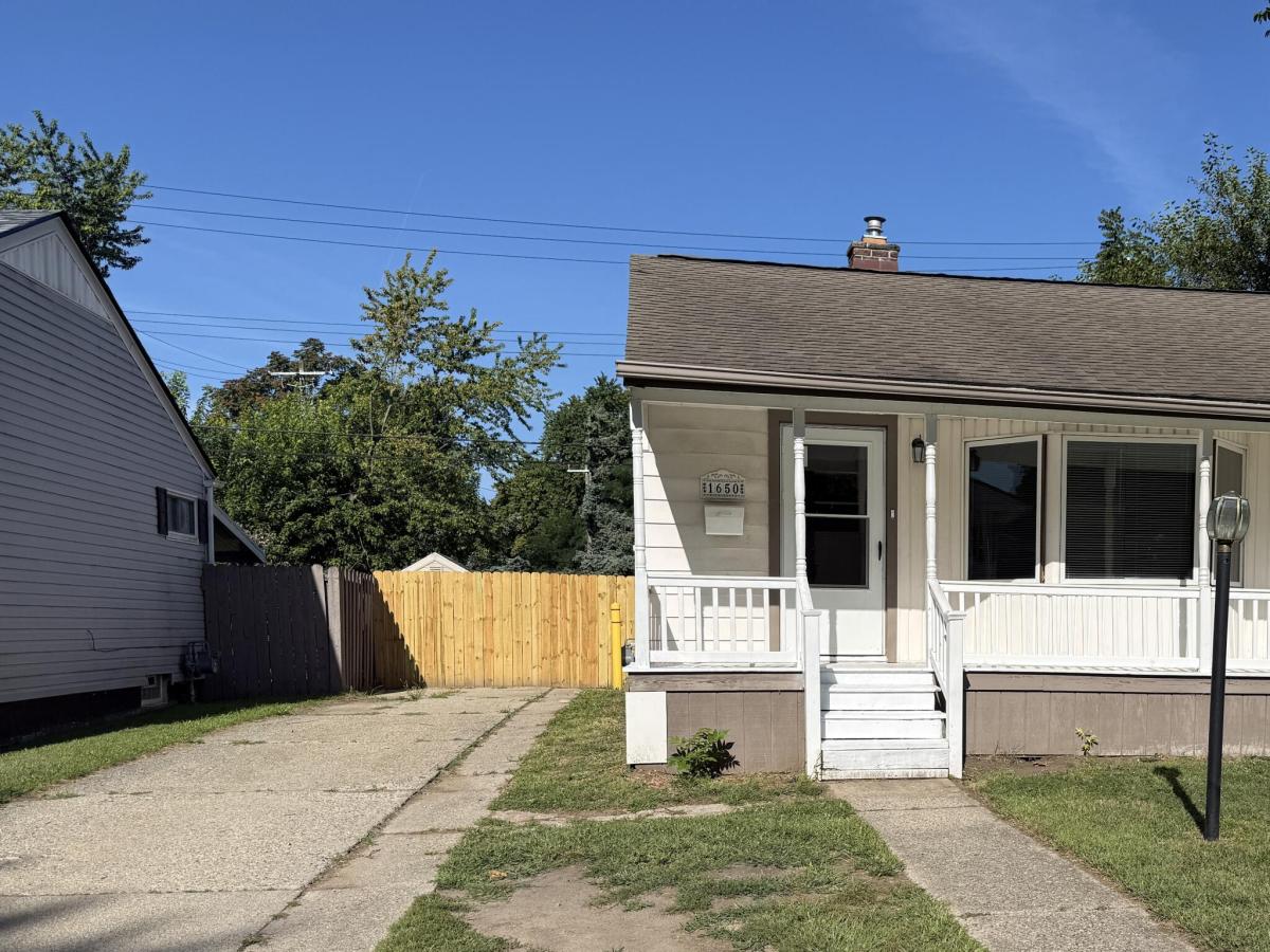 MLS #26024662 image #0