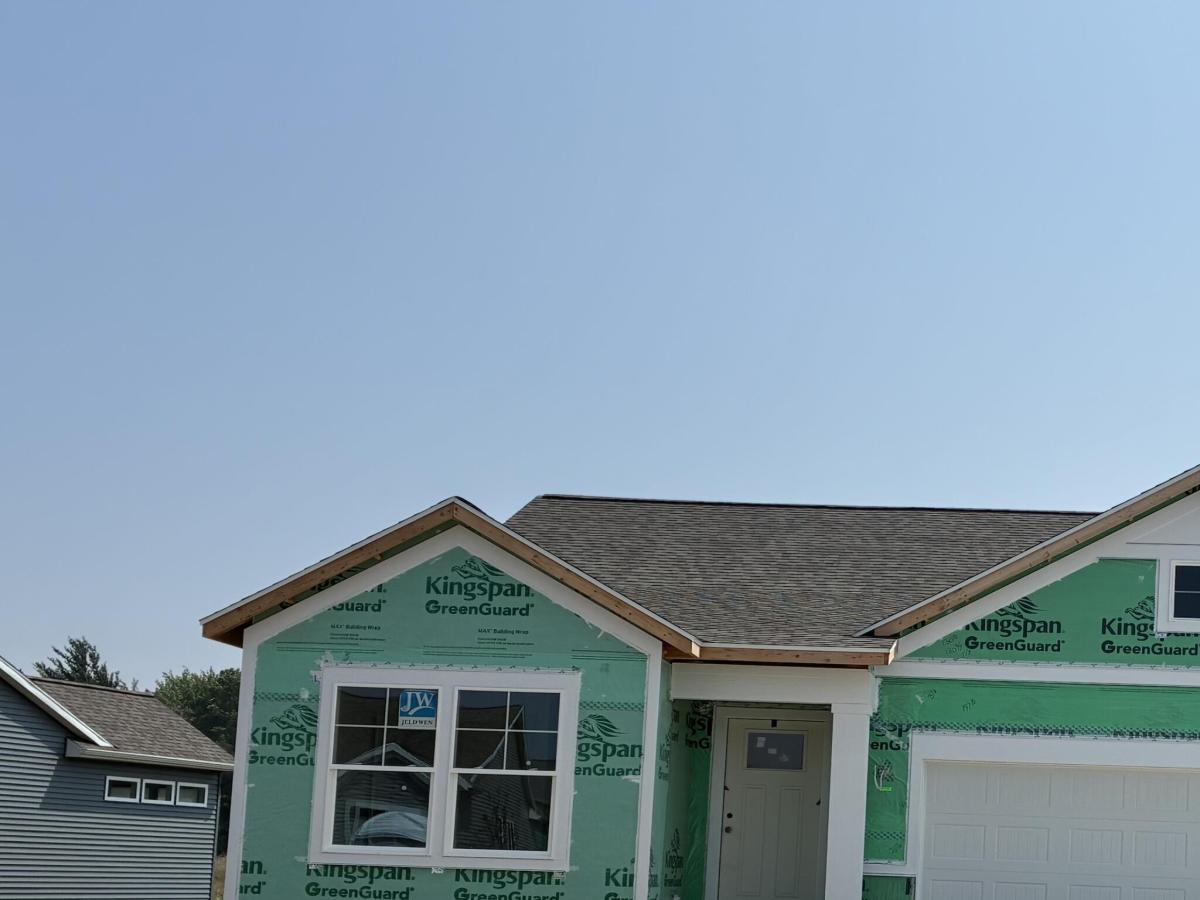 MLS #26026011 image #0