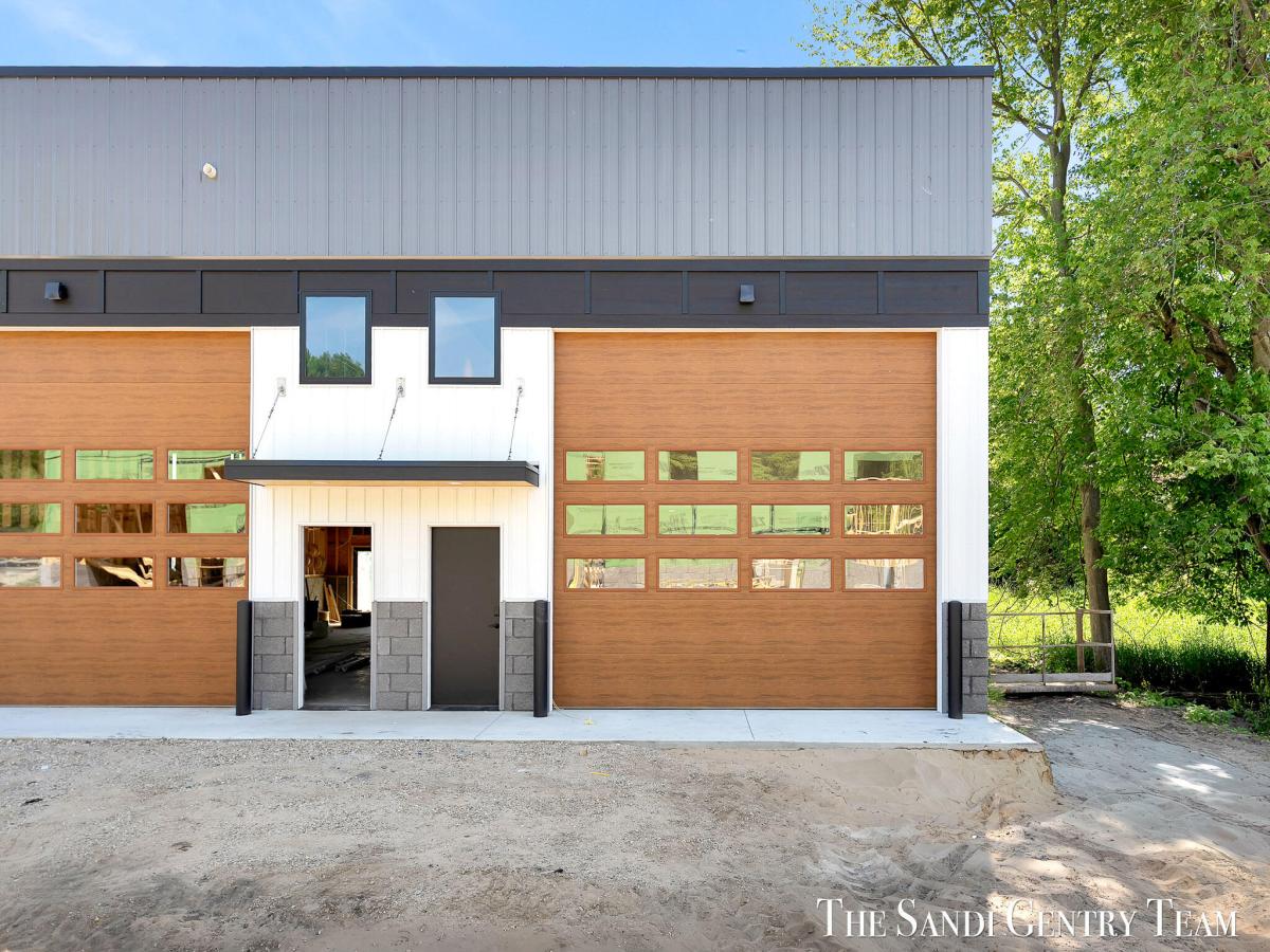 MLS #26028403 image #0