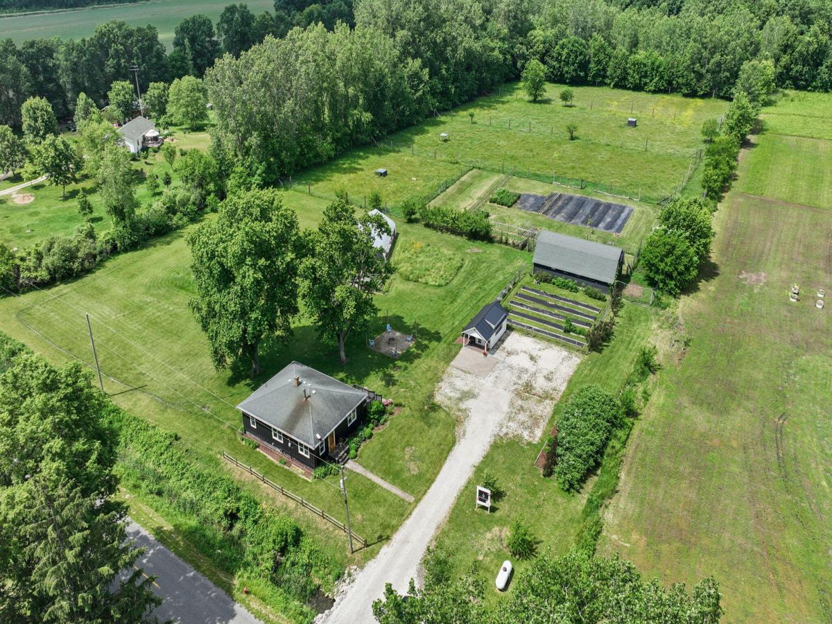 MLS #26029681 image #0