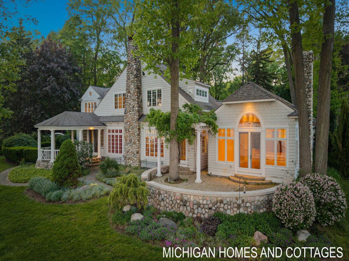 MLS #26030887 image #0