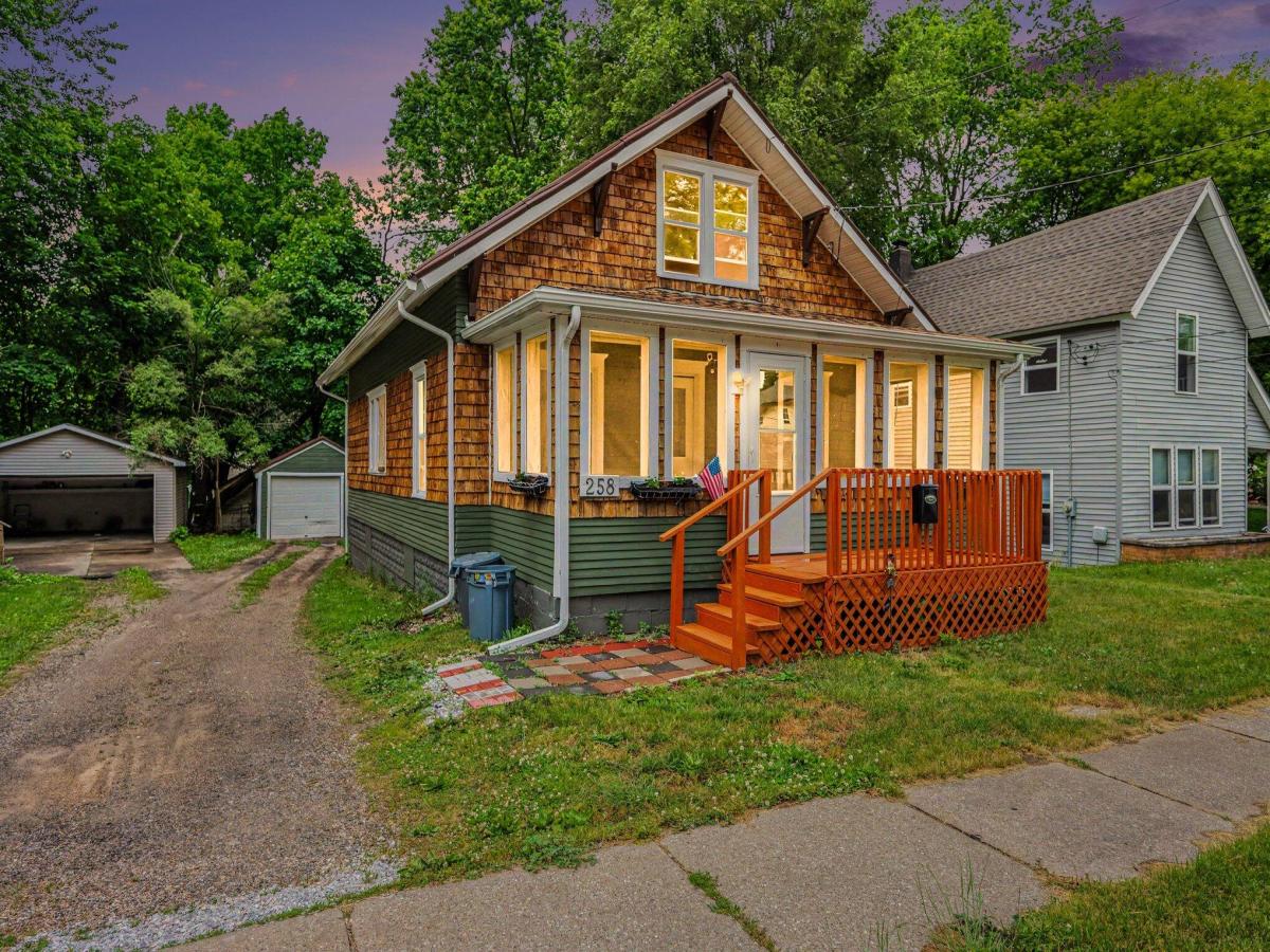 MLS #26031198 image #0