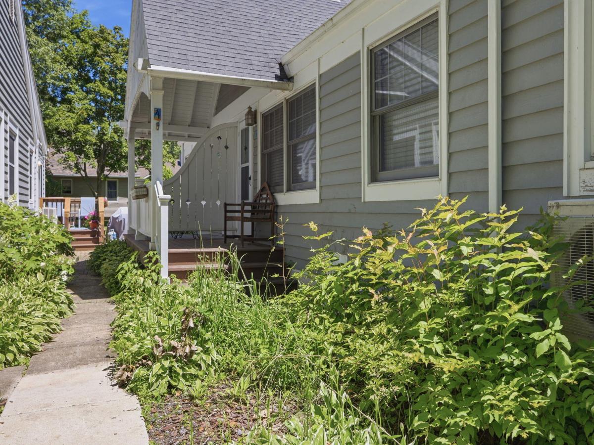 MLS #26031398 image #0