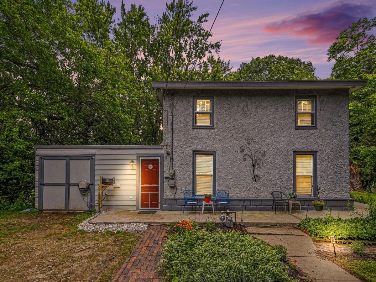 MLS #26031903 image #0