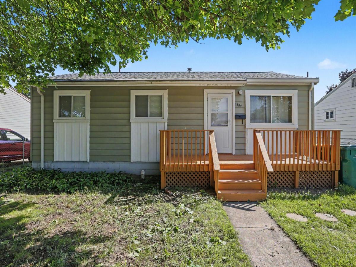 MLS #26032336 image #0