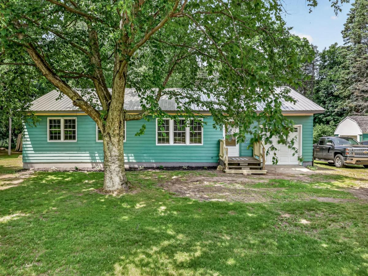 MLS #26033256 image #0