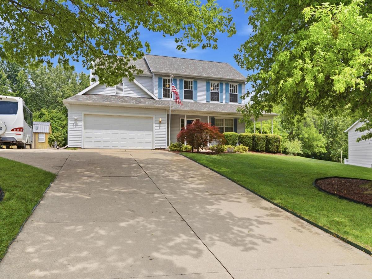 MLS #26034197 image #0
