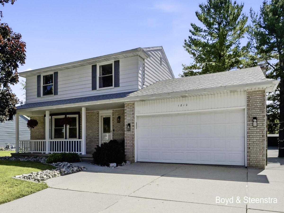 MLS #26034716 image #0