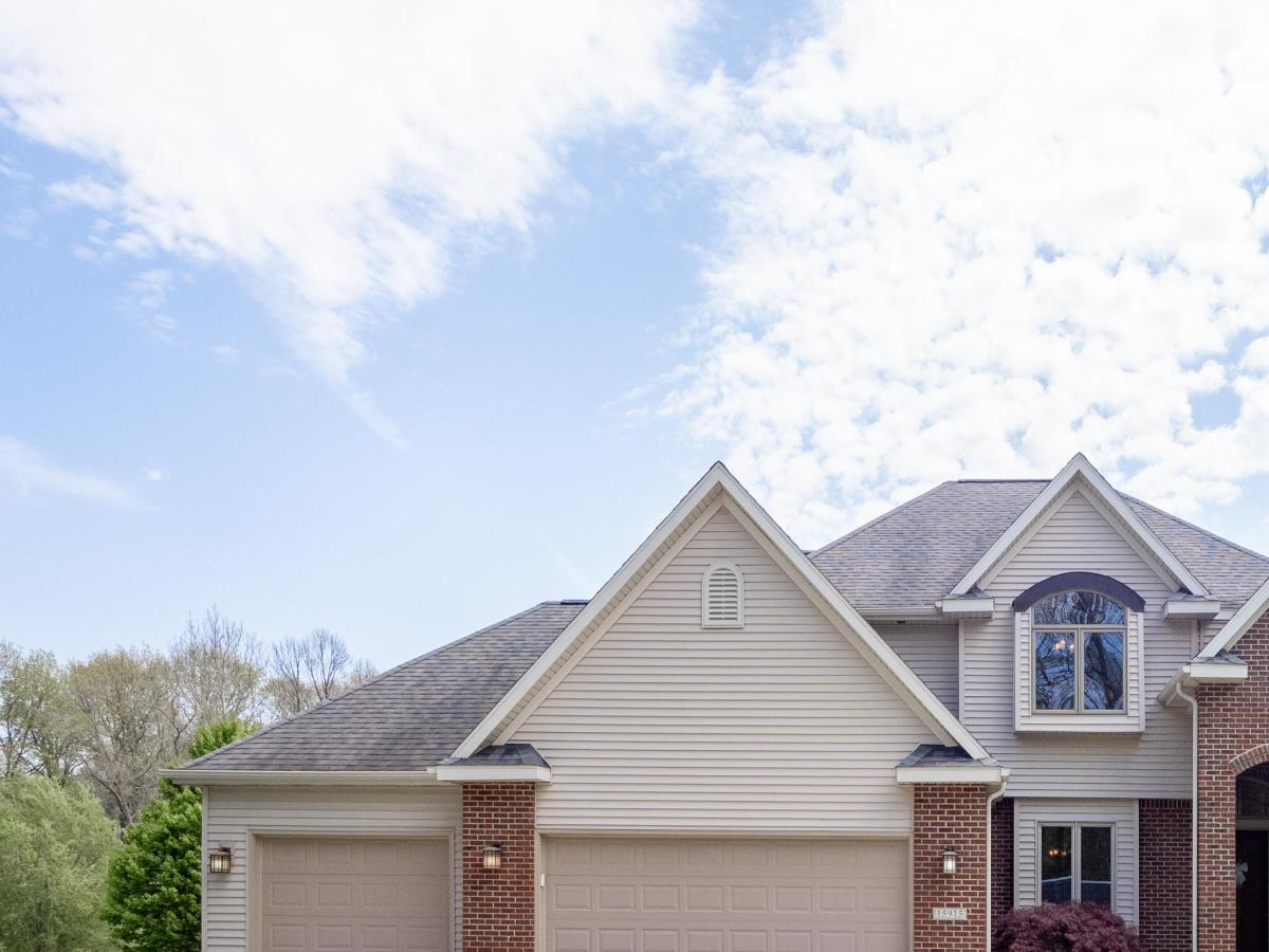 MLS #26035019 image #0