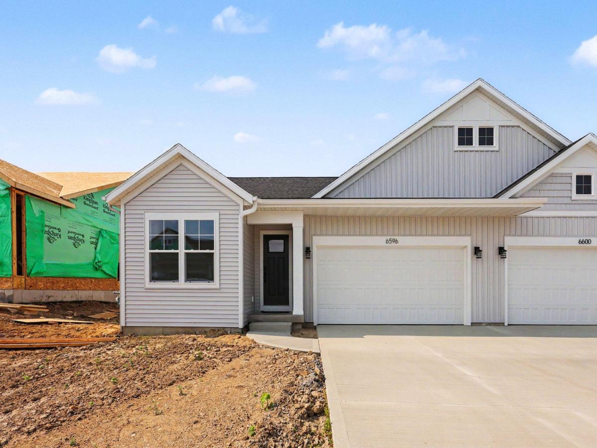 MLS #26035232 image #0