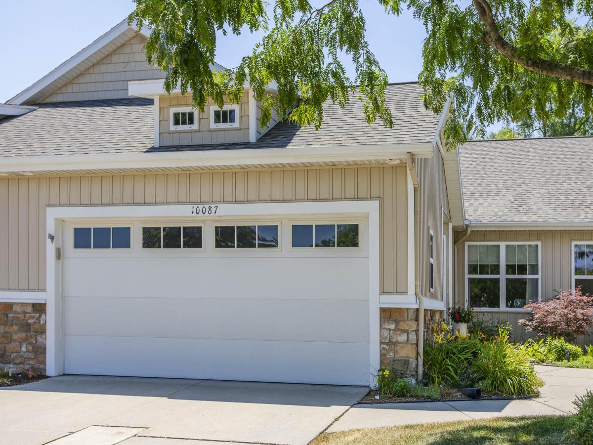 MLS #26035693 image #0