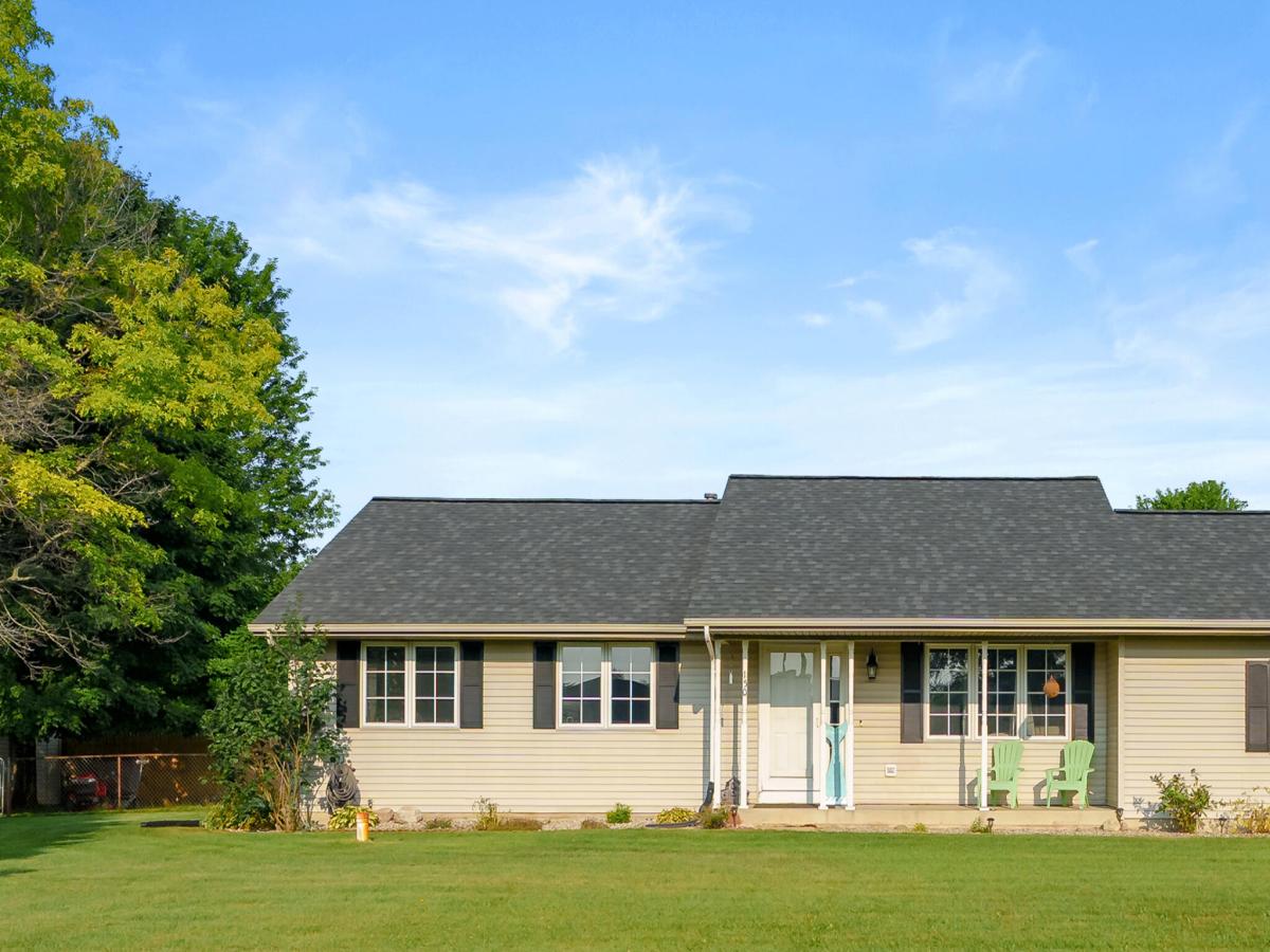 MLS #26036017 image #0