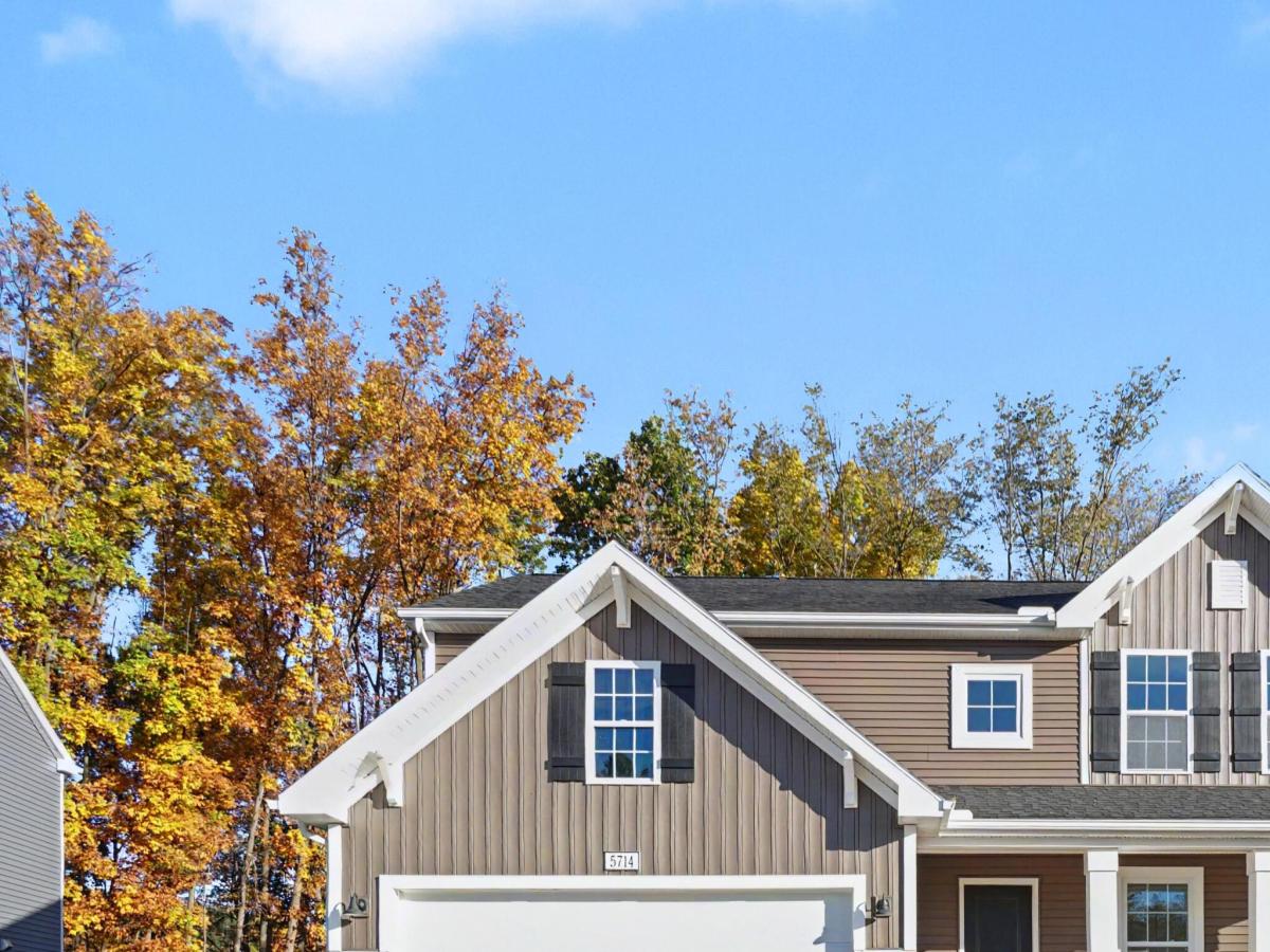 MLS #26036617 image #0