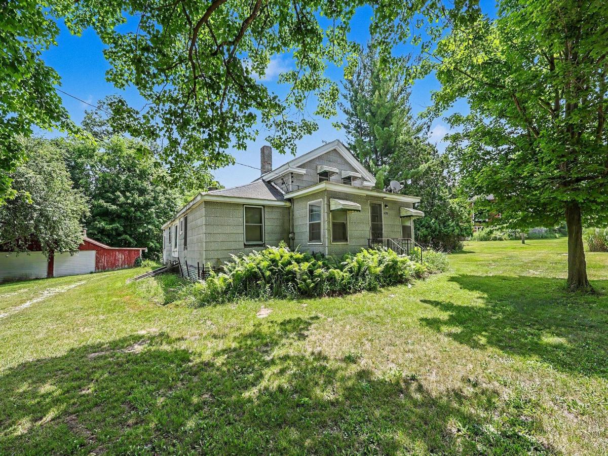 MLS #26036625 image #0