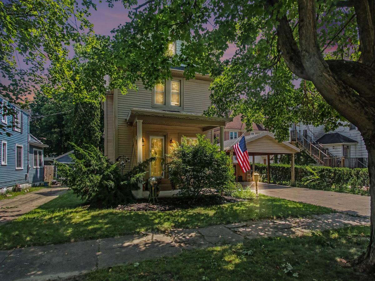 MLS #26036990 image #0