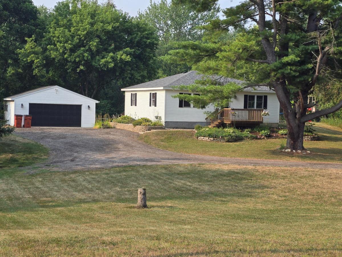 MLS #26037053 image #0