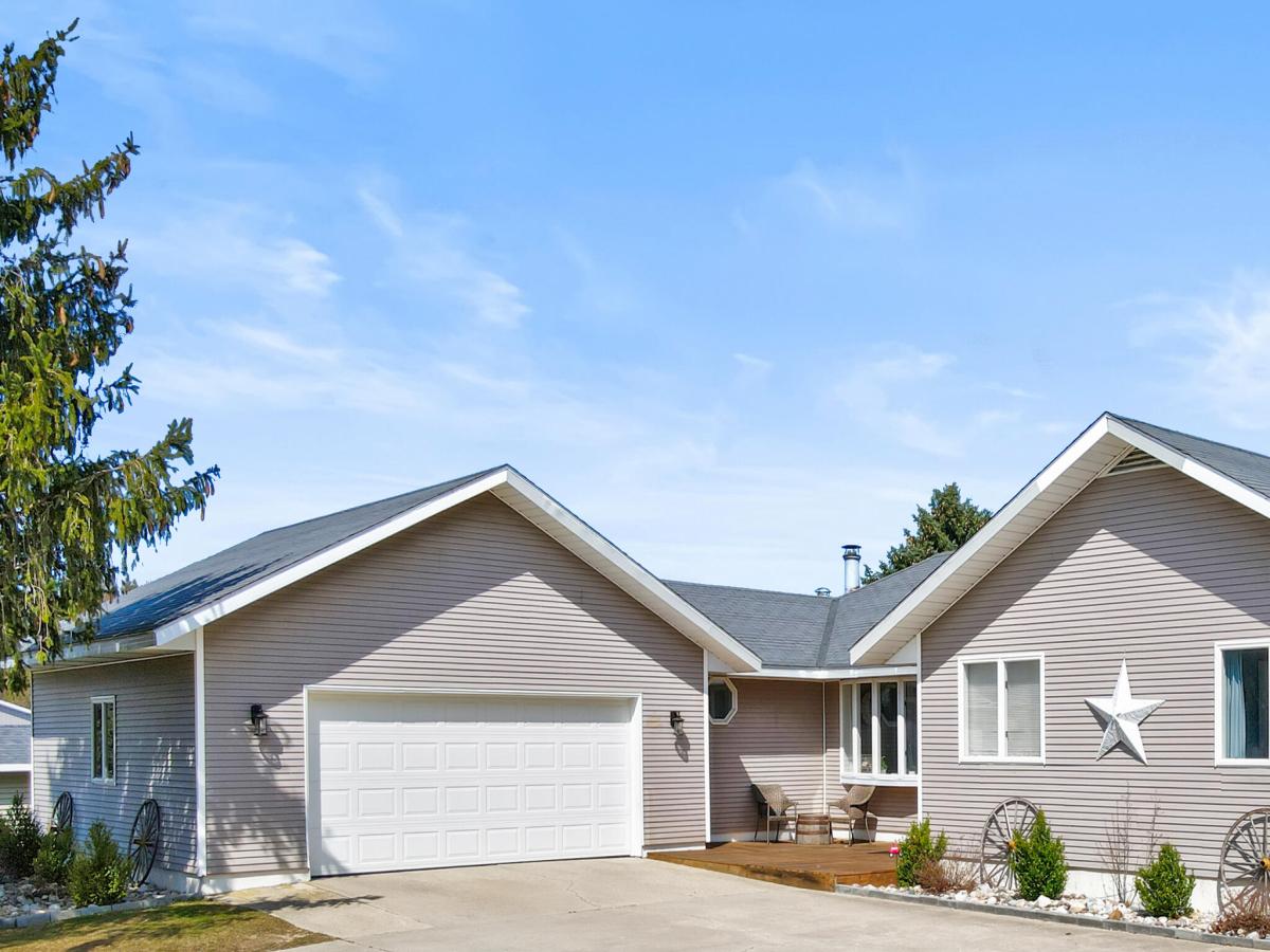 MLS #26037242 image #0