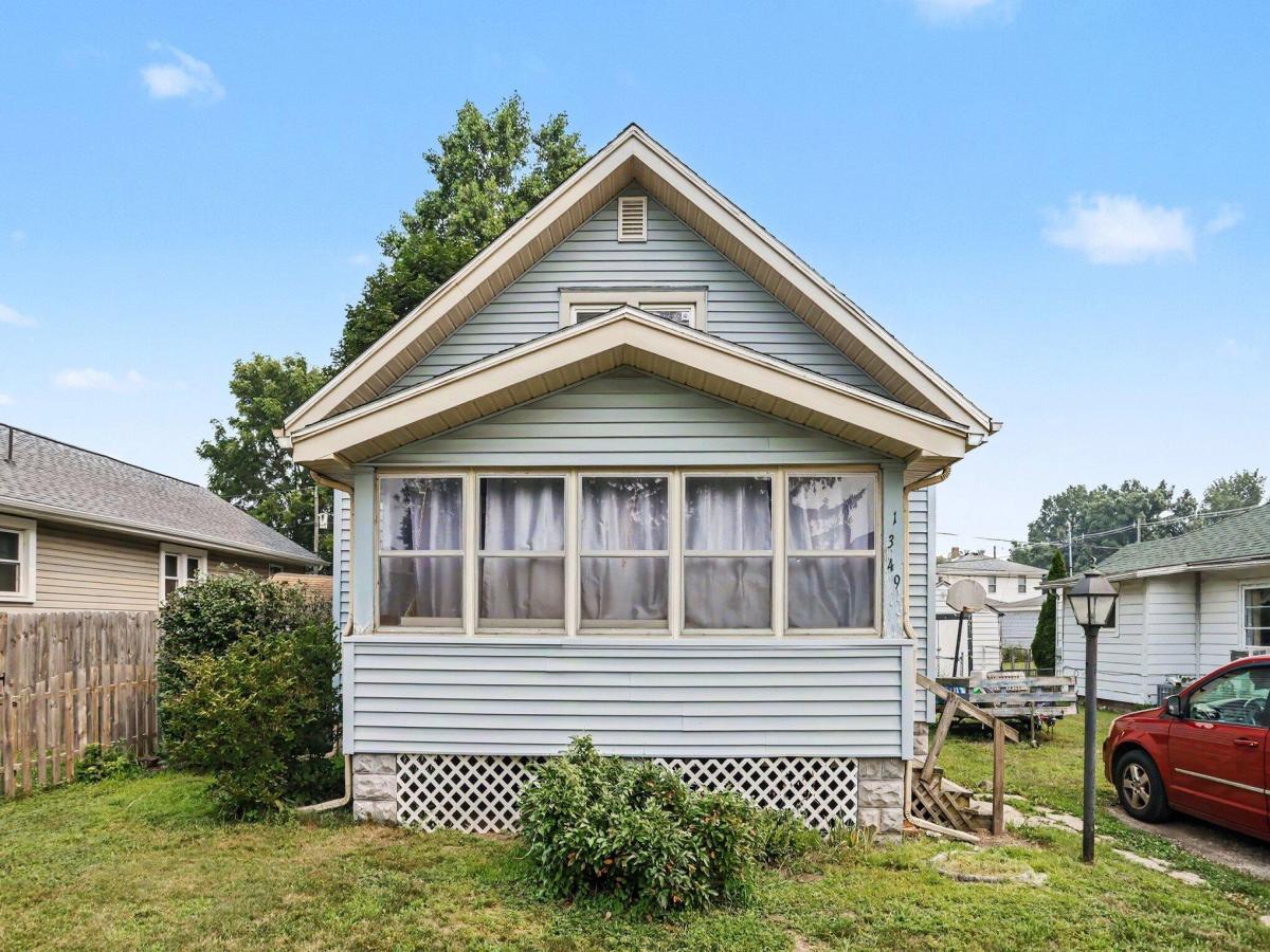 MLS #26037460 image #0