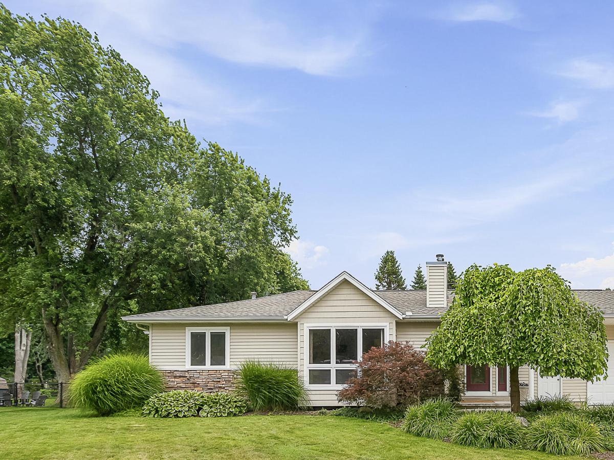 MLS #26037488 image #0