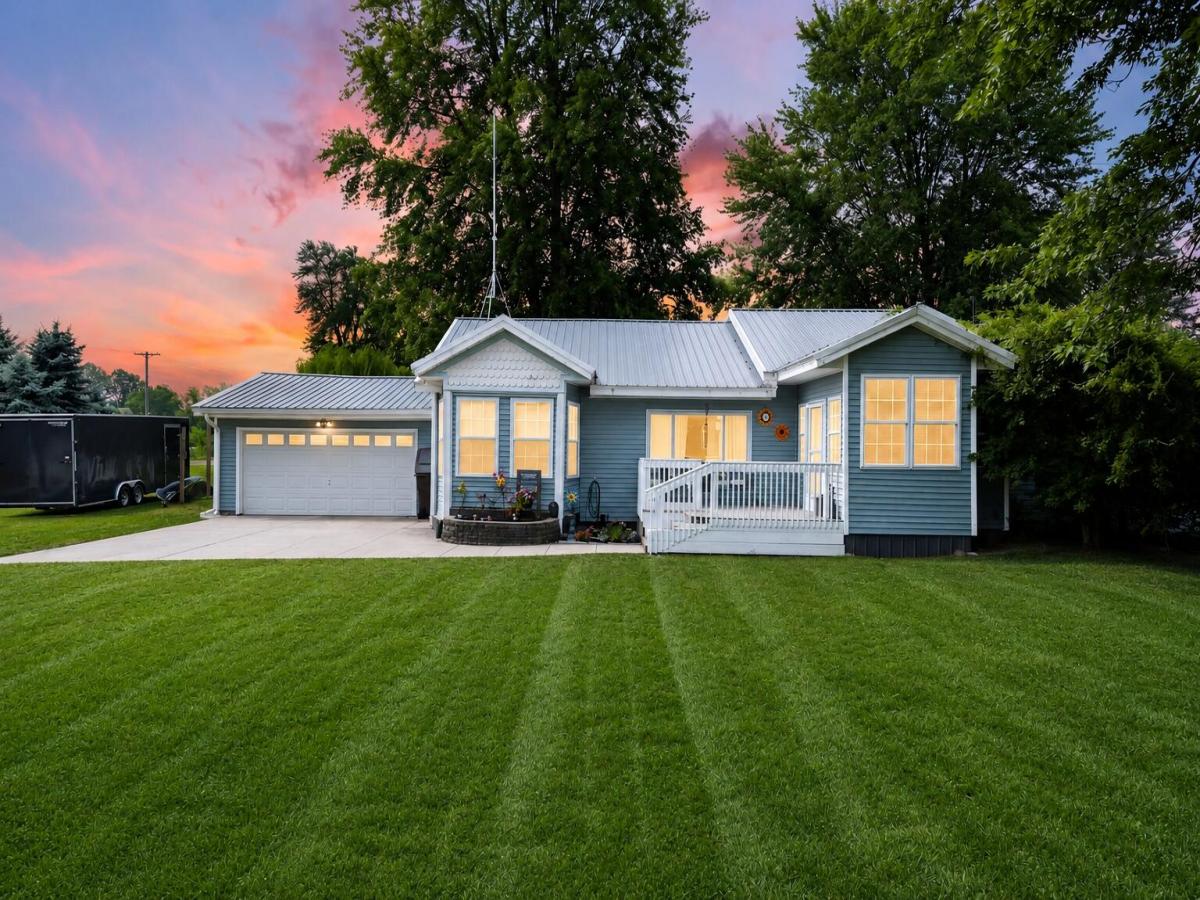 MLS #26037517 image #0
