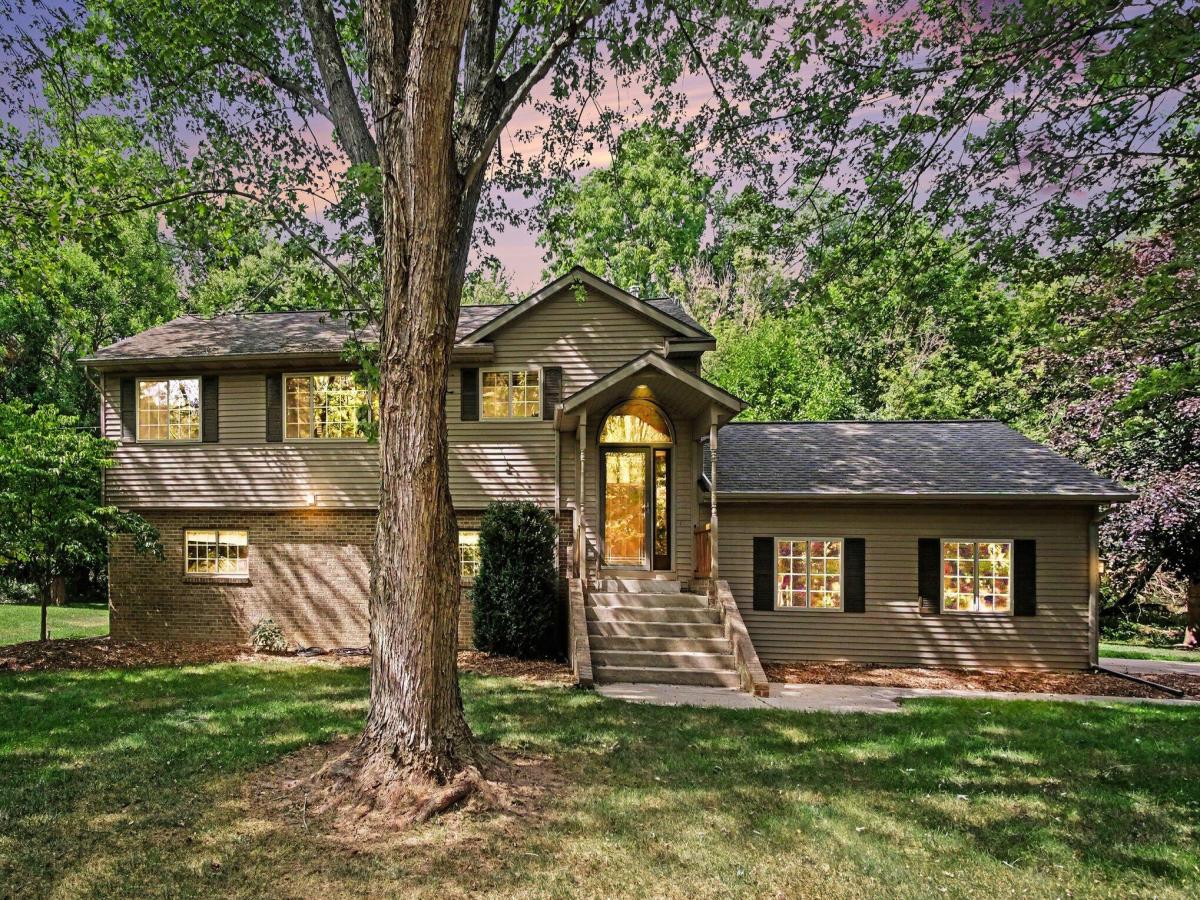 MLS #26038413 image #0