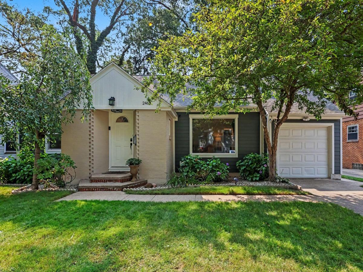 MLS #26039080 image #0