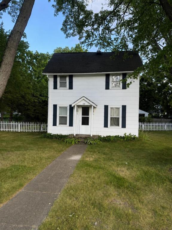 MLS #26040096 image #0