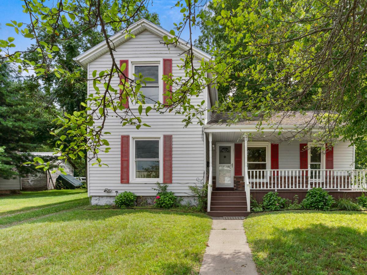 MLS #26040360 image #0