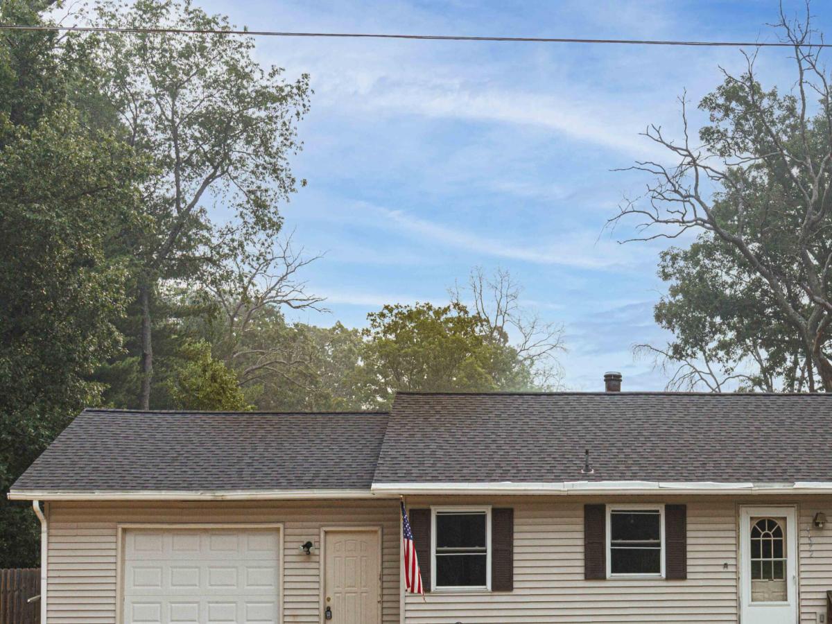 MLS #26040535 image #0