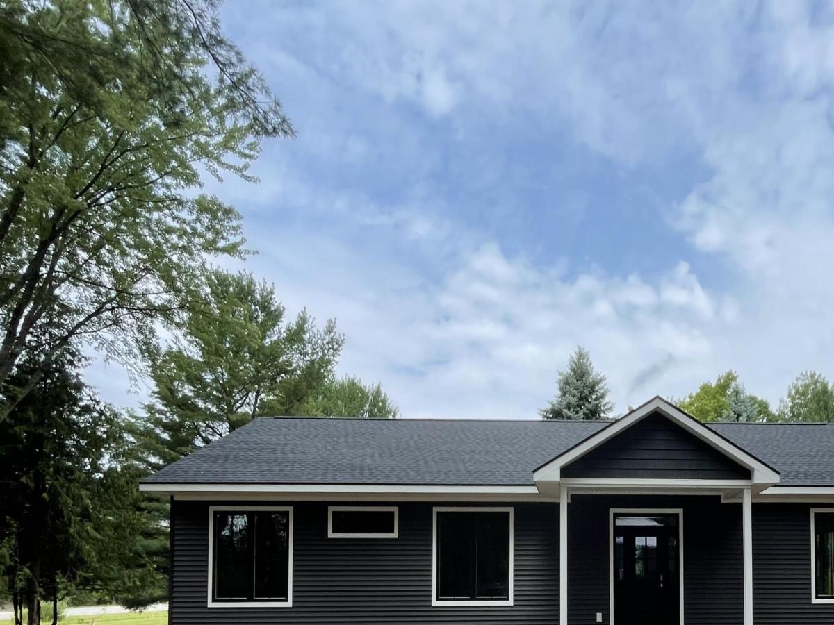 MLS #26041192 image #0