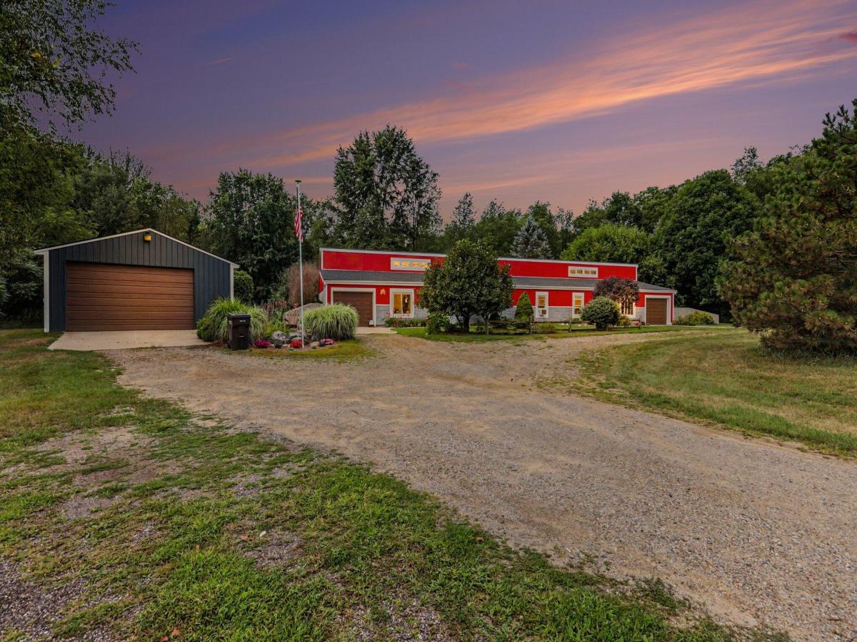 MLS #26041288 image #0
