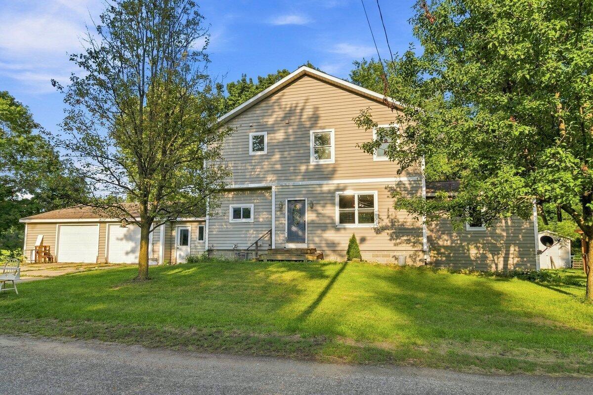 MLS #26041573 image #0