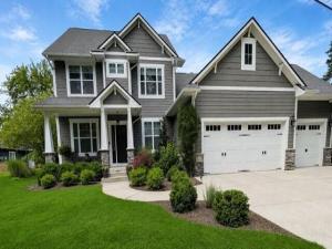 MLS #26041611 image #0