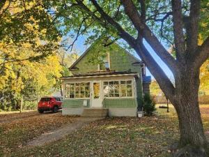 MLS #26041763 image #0